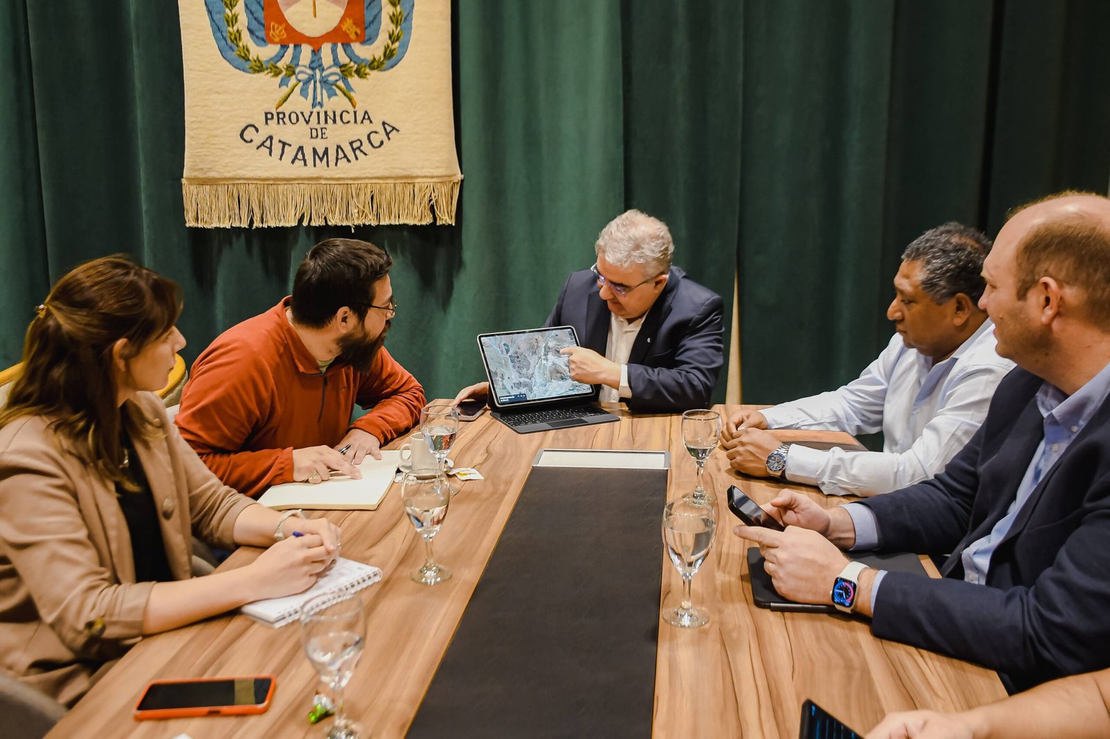 Antofagasta de la Sierra: darán continuidad a obras viales y de energía con fondos mineros