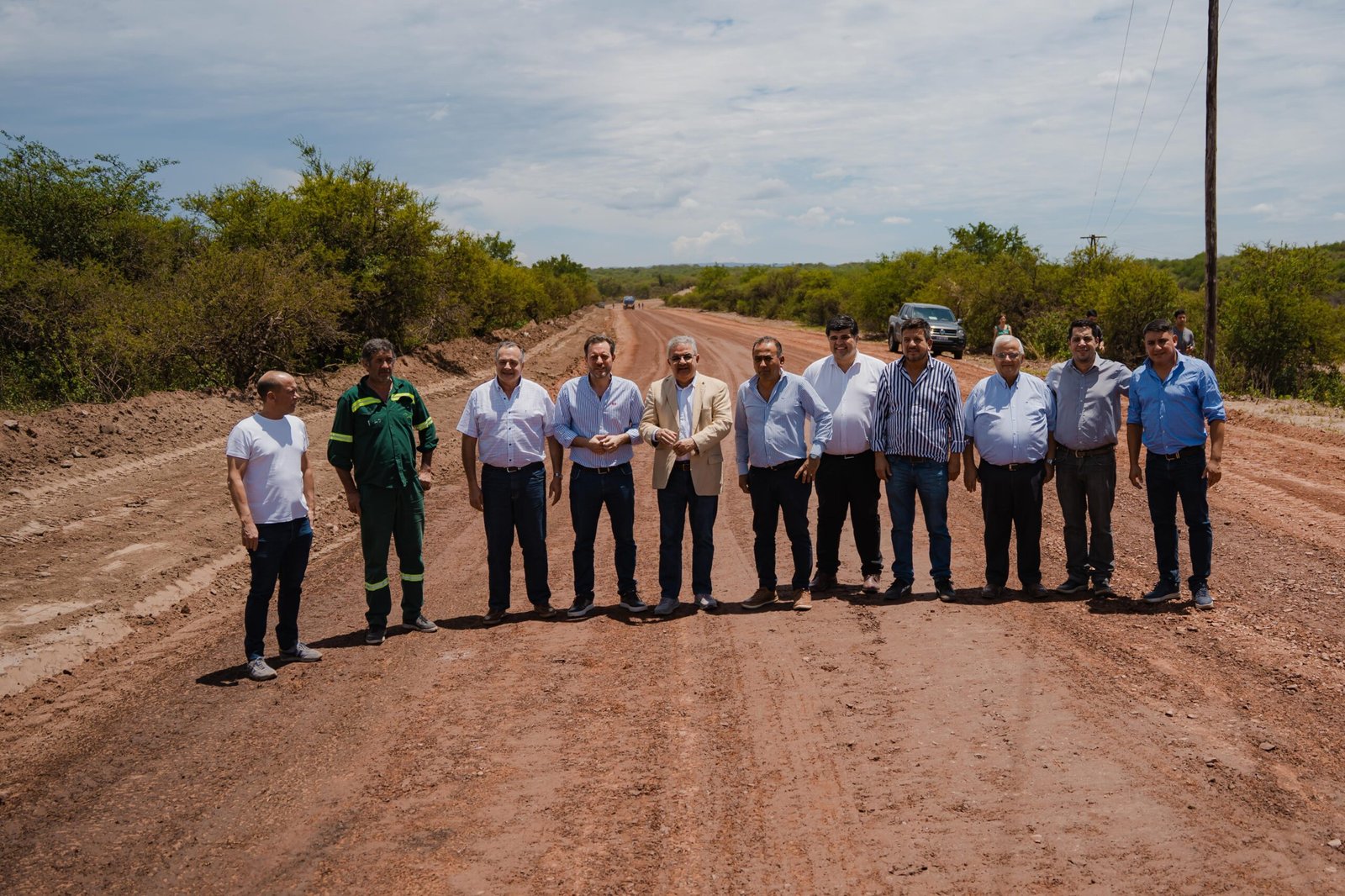 El Gobierno avanza con la pavimentación del acceso al Dique de Ipizca