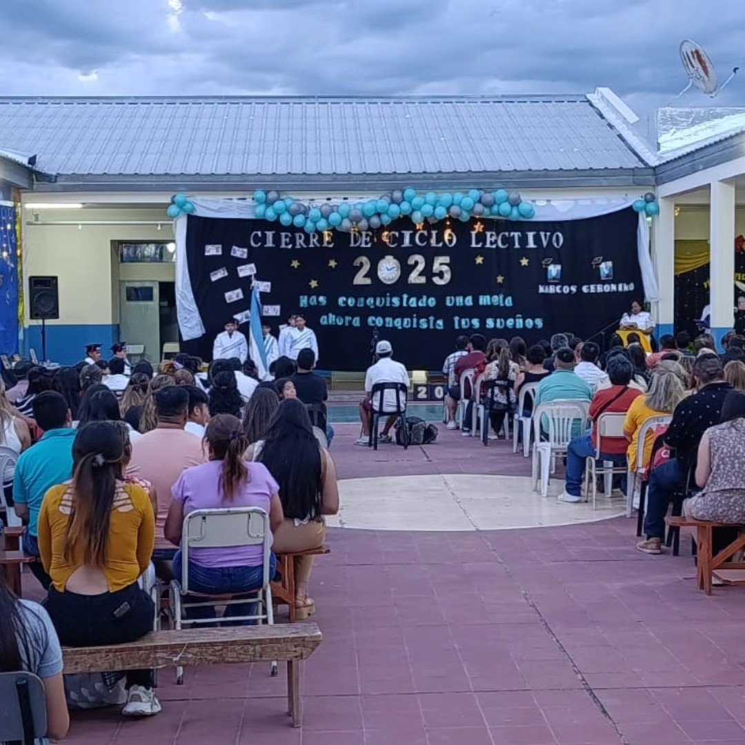 UN CIERRE DE CICLO LLENO DE EMOCIONES EN LA ESCUELA PRIMARIA DE LOS CASTILLOS